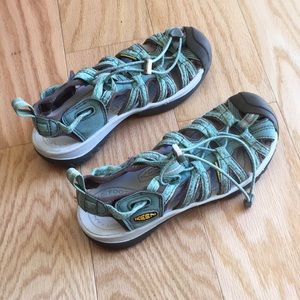 Keen water shoes. Sz 7